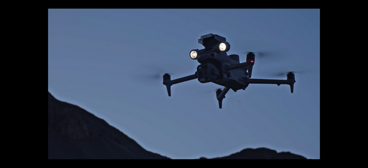 DJI Matrice 4 Endüstriyel Drone 