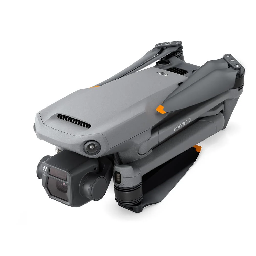 DJI Mavic 3 Fly More Combo Drone Seti